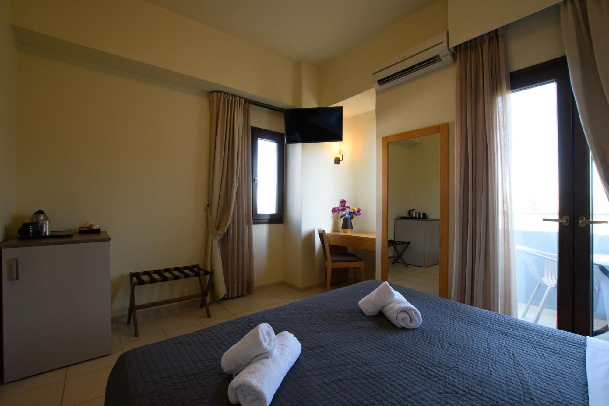 Dimitra Hotel & Apartments By Omilos Hotels Kokkini Hani Екстериор снимка